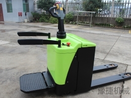 爱游戏体育在线平台(中国)官方在线登录
提醒：电瓶搬运车的日常维护